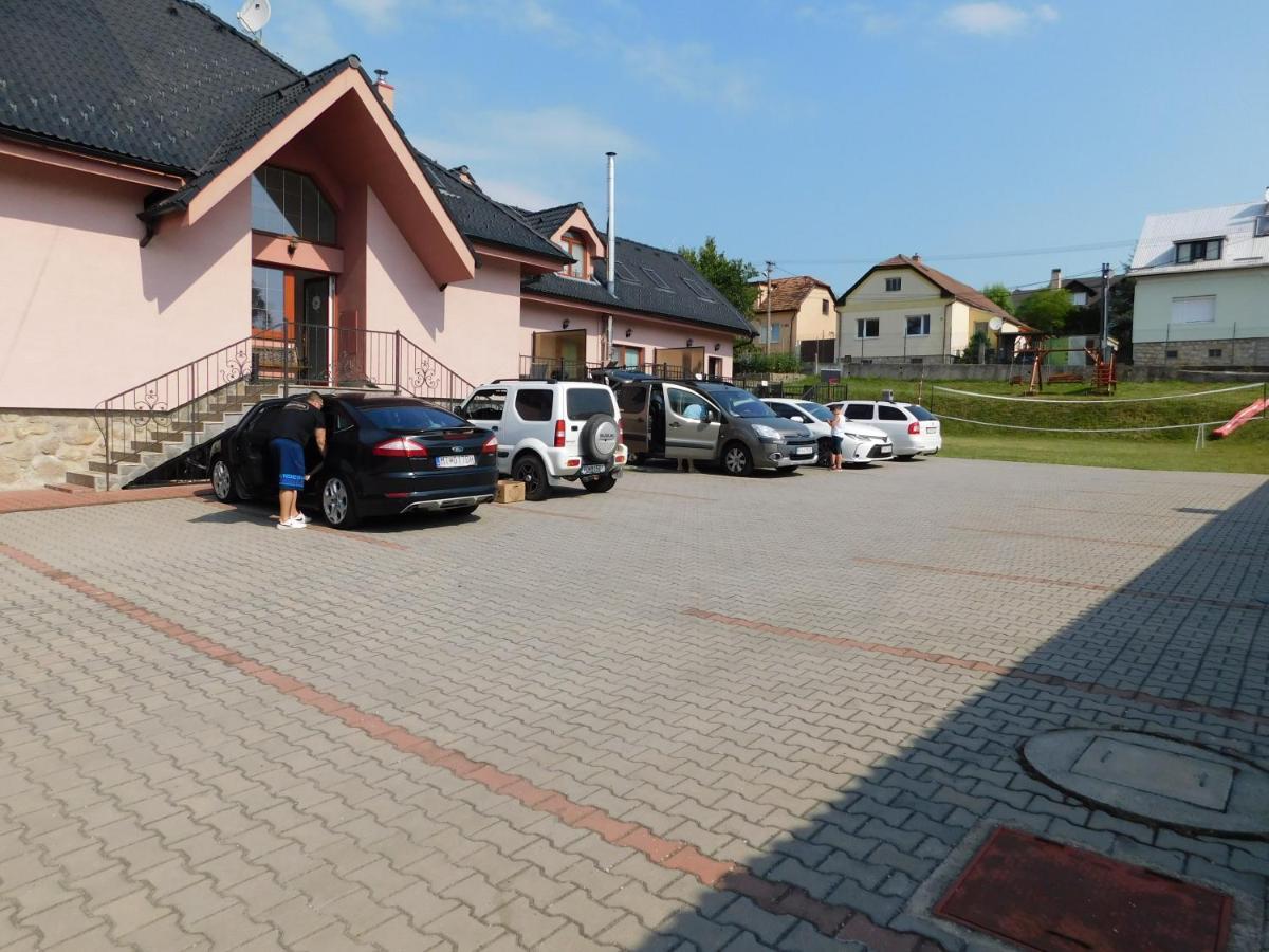 Apartmanovy Penzion Bojnice Exterior foto